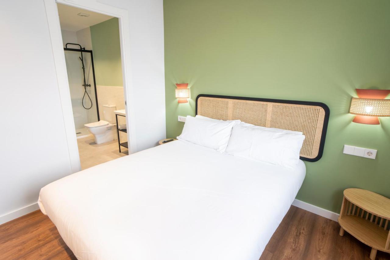 Caliu Apartments Barcelona - Camp Nou L'Hospitalet de Llobregat Eksteriør billede